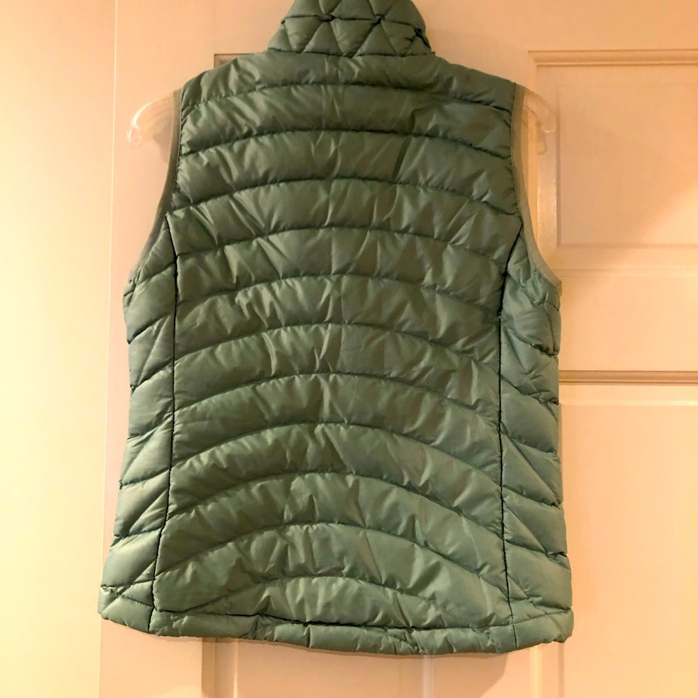 Patagonia Women’s Down Vest size small